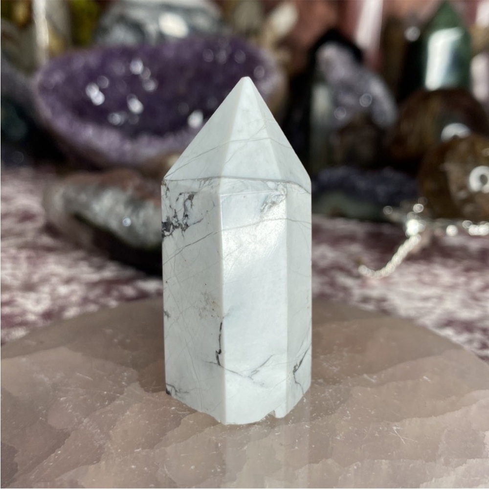 Howlite Tower - Picture 3 of 3
